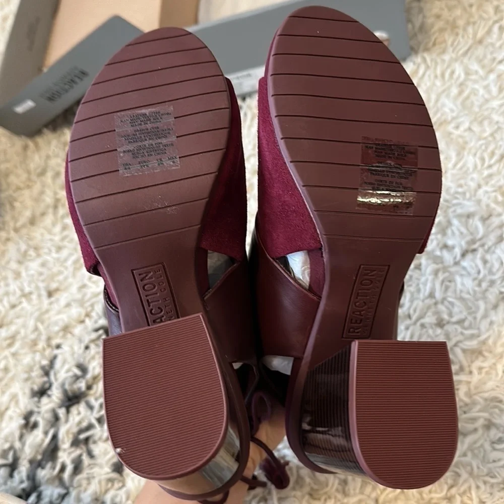 NEW Kenneth Cole Reaction Reach The Stars Peep Toe Burgundy Leather Bootie - Picture 16 of 16